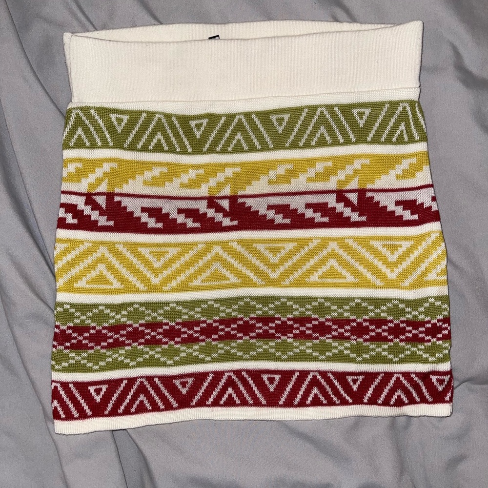 Love Culture Aztec Pattern Knit Mini Skirt